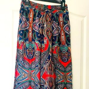 Venus paisley print cover up beach pants size small never worn